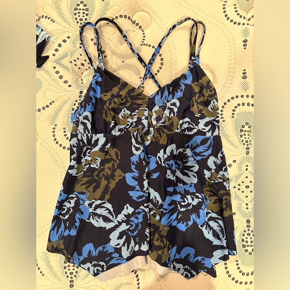 Kona Sol Tankini Swim Top